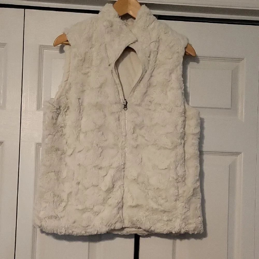 Women's White Fleece Vest